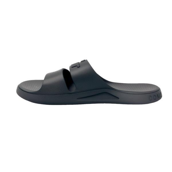 Sandal Slip On Sport Unisex – Trendy, Anti Licin & Nyaman untuk Aktivitas Sehari-hari - Gambar 4